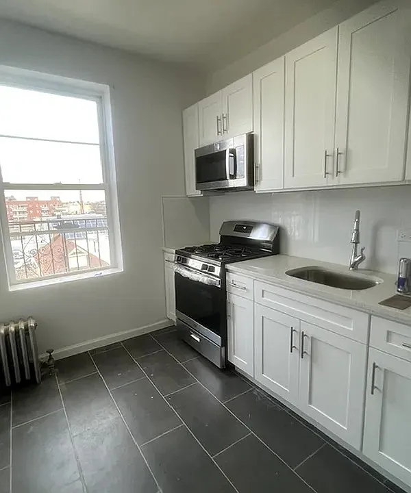 101-12 46th Ave #4B