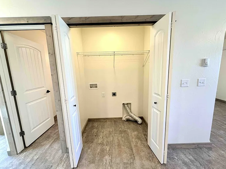 1040 Enterprise Dr #3 — Photo 8