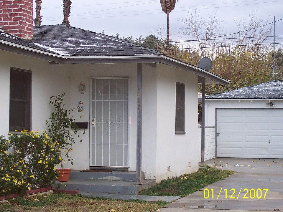 1st image of 1245 W 28th St