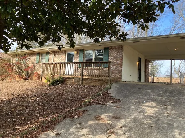 8475 Lee Rd, Lithia Springs, GA 30122