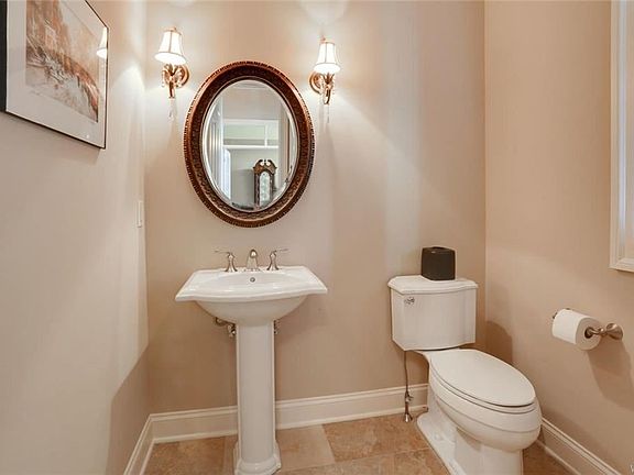 5th image of 21 Hidden Creek Ct