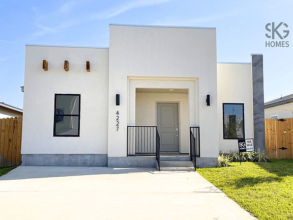 2nd image of 4227 Gaviota Ln