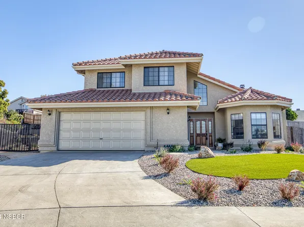 872 Sunshine Ct, Santa Maria, CA 93455