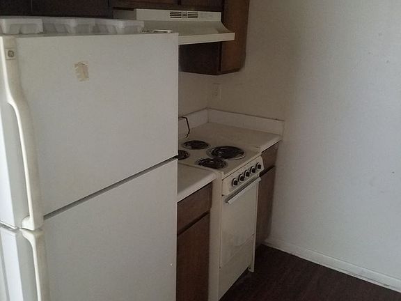 5th image of 411 W 5th Ave APT D1