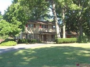 601 Wildwood Dr NE, Warren, OH
