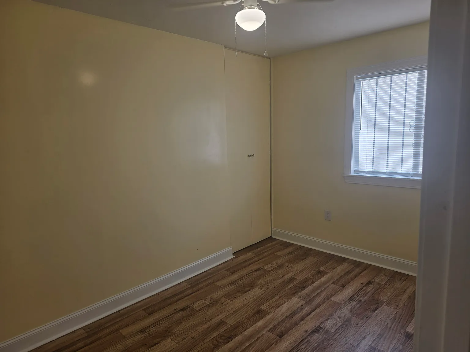 3 bed, 1000 sqft, $1,000 — Photo 3