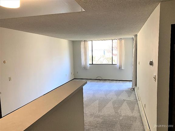 2nd image of 1890 Sutter St #205