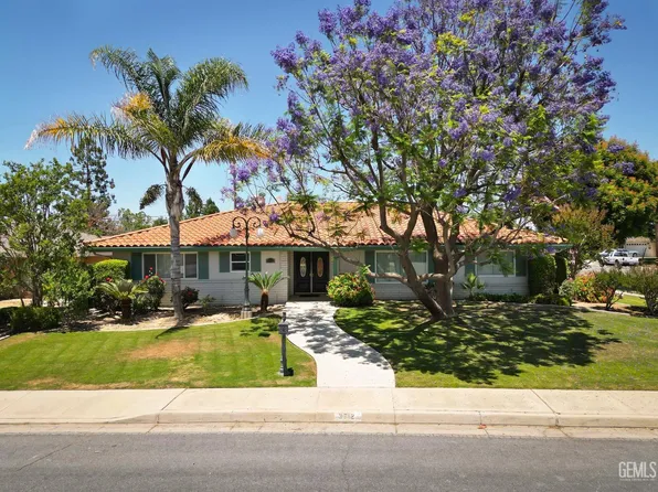 3712 Christmas Tree Ln, Bakersfield, CA 93306