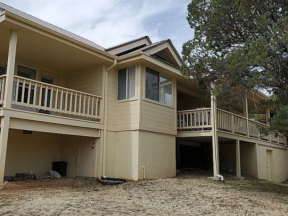 Back of home, 2 decks