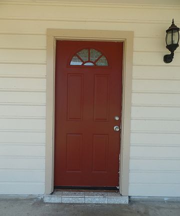 3rd image of 5206 Crown Ln