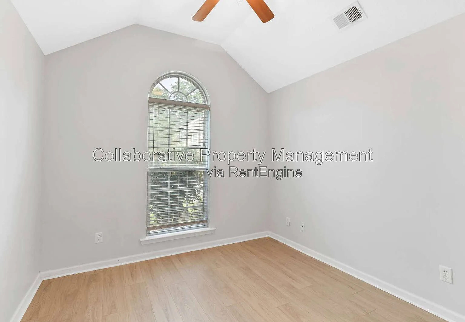 4 bed, 2.0 bath, 1560 sqft, $2,350 — Photo 2