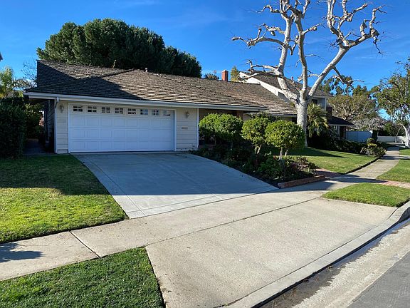 2nd image of 1951 Port Dunleigh Cir