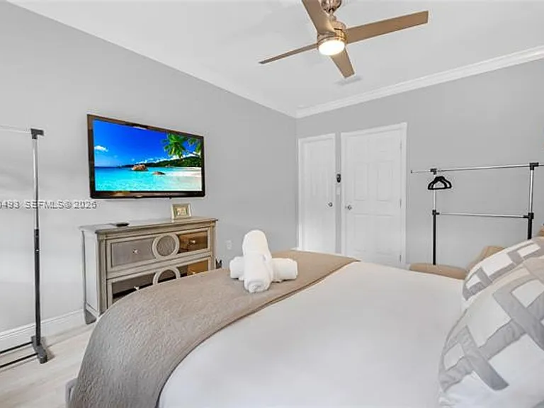 7711 Coquina Dr — Photo 16