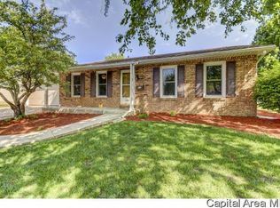 2617 Idlewild Dr, Springfield, IL 62704