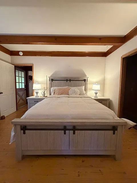 4 bed, 1760 sqft, $4,495 — Photo 3