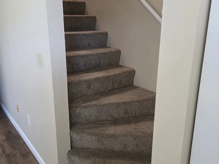 Penobscot Pointe Apartments — Photo 8