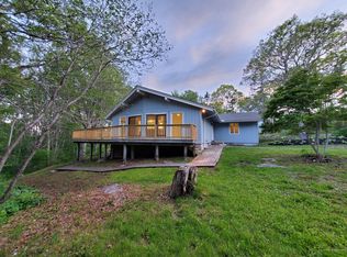 7 Pine St, Boothbay Harbor, ME 04538