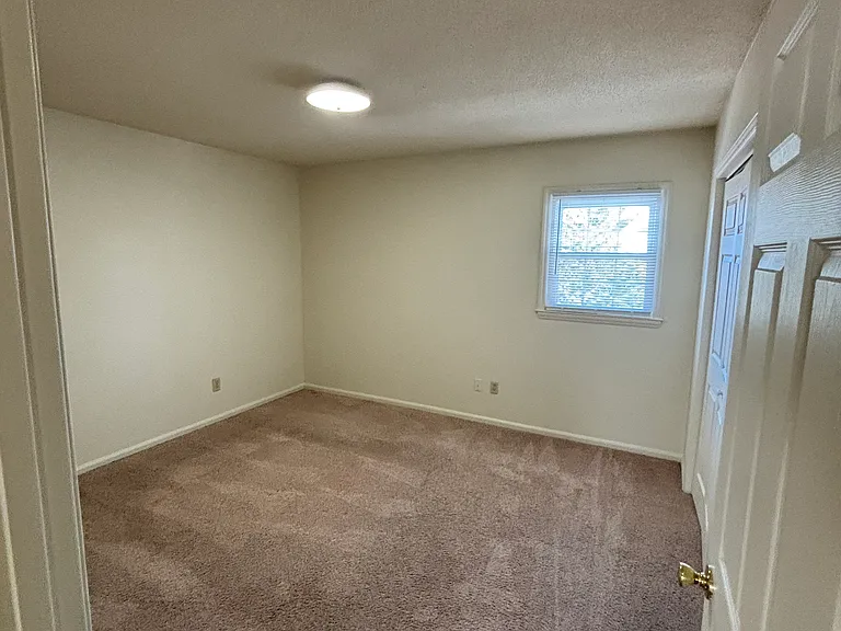 228 Northpoint Ave #G — Photo 12