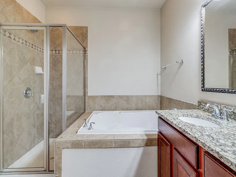 2326 Stutz Dr #103 — Photo 19