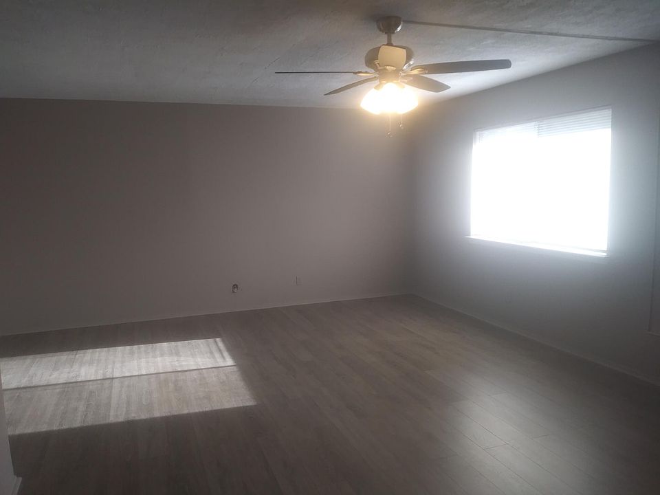 1st image of 5634 Birchmont Dr APT D