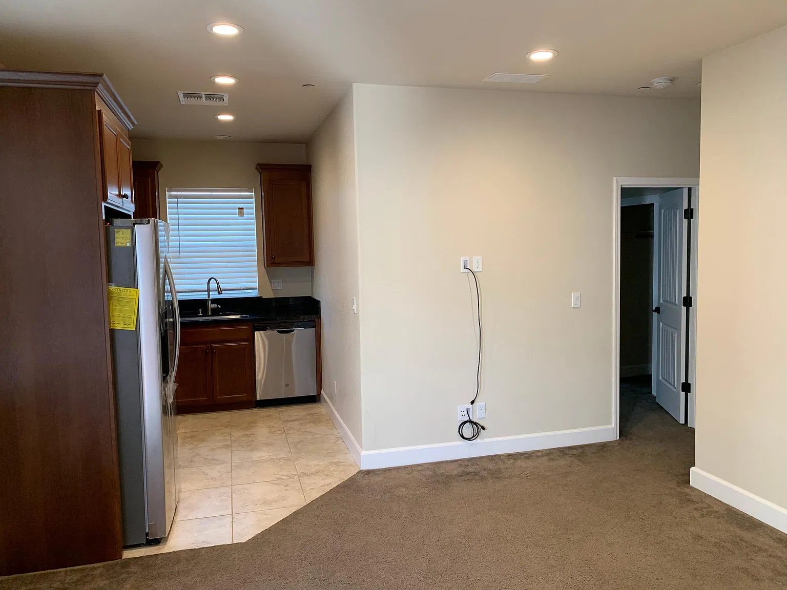 1 bed, 650 sqft, $1,600 — Photo 2