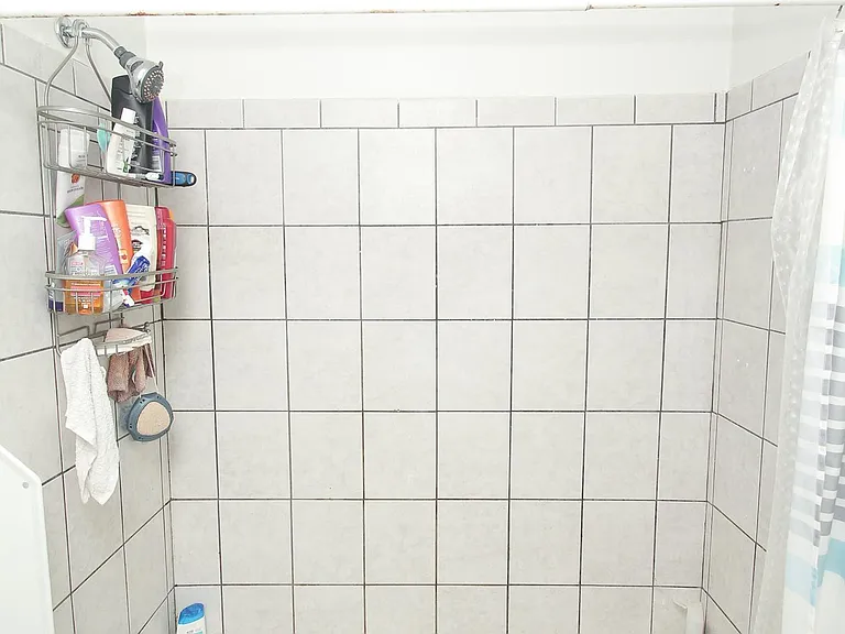 2nd floor bathroom