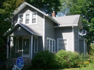 107 Pearl St, Rockford, MI 49341