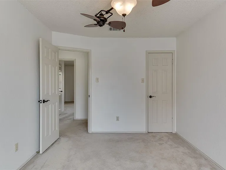 13210 Marrero Dr — Photo 24