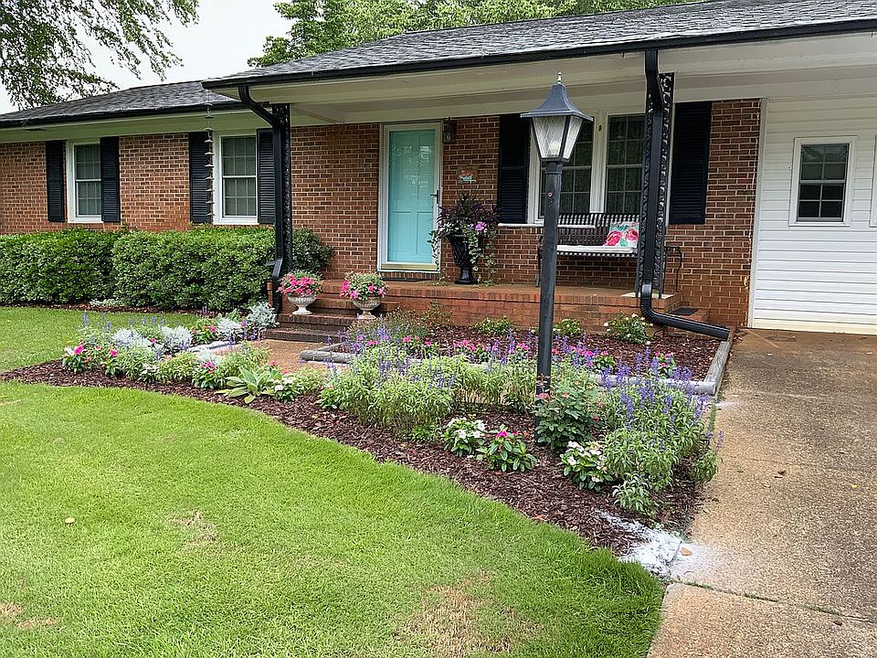 1st image of 6122 Lexington Dr