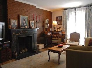 35 Perry St APT 1, New York, NY 10014