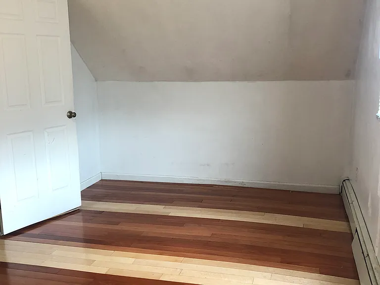 10 Underwood Park — Photo 21