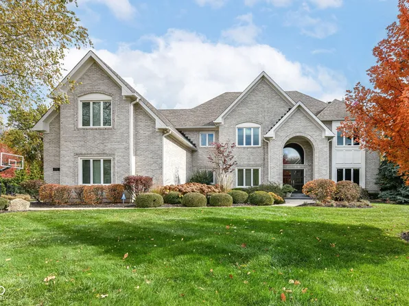 10815 Diamond Dr, Carmel, IN 46032