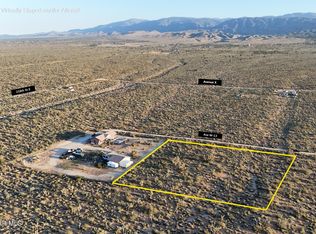 E Ave W #13, Llano, CA 93544