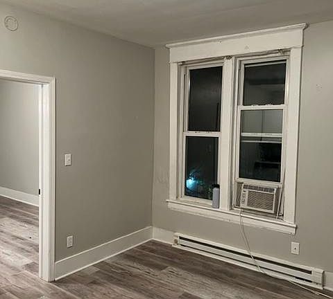 4th image of 405 Monroe St #19