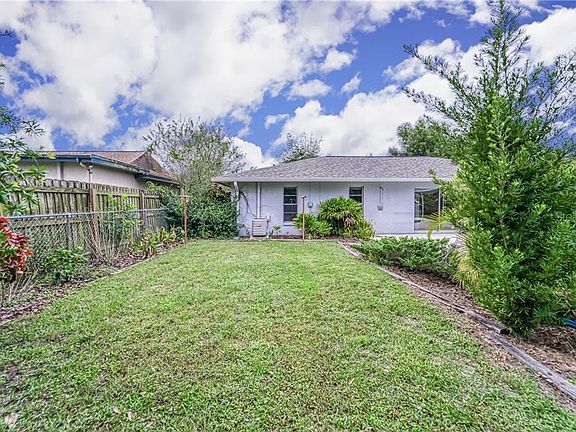 2nd image of 1511 Sunnyhills Dr