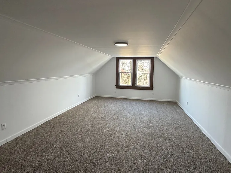 14102 Glenside Rd — Photo 24