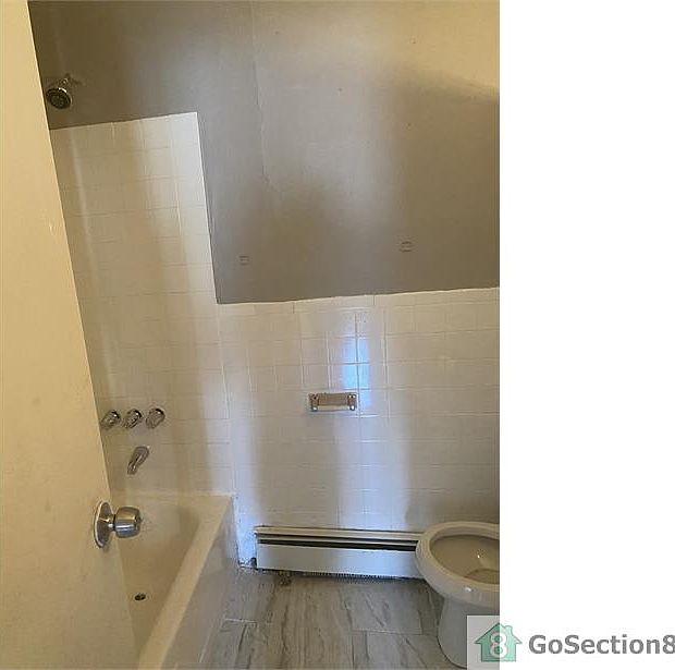 1st image of 356 Stuyvesant Ave #1A