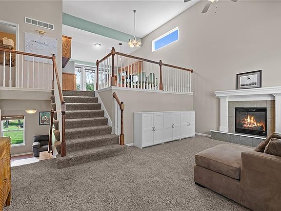 5th image of 8715 N Robinhood Ave