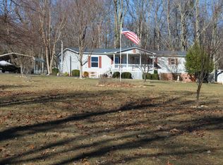 96 Bluff View Dr, Spencer, TN 38585