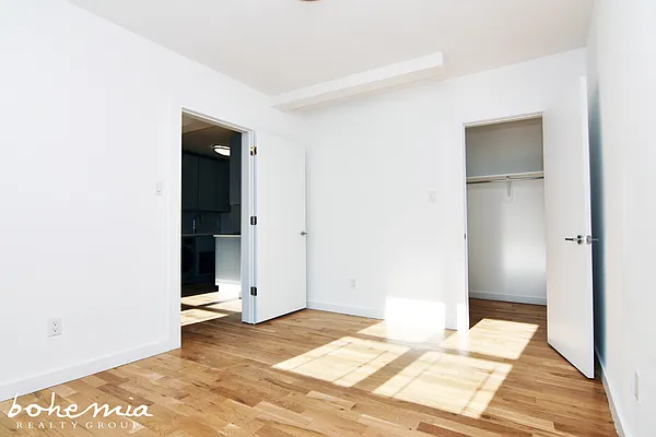 Rented by Bohemia Realty Group | media 29