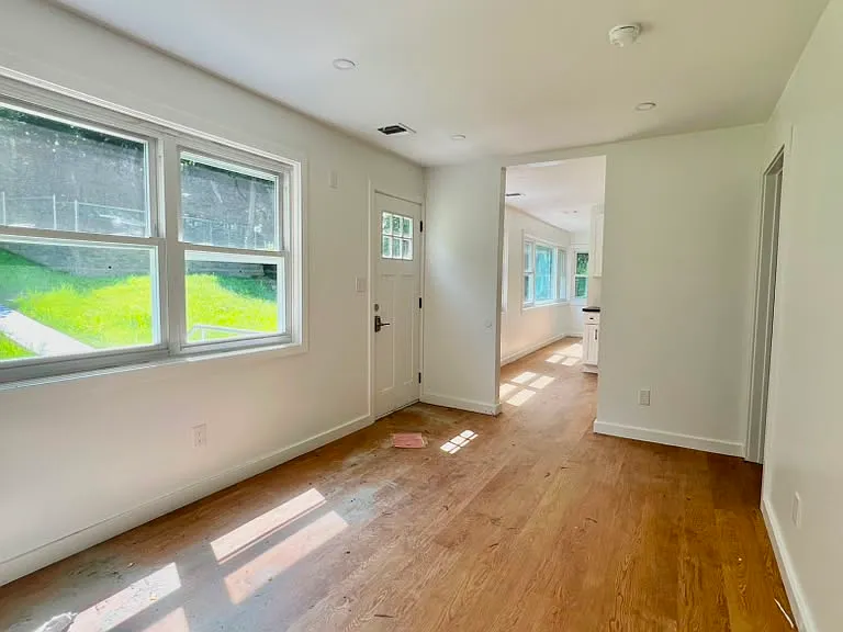 7 Brook Dr — Photo 3