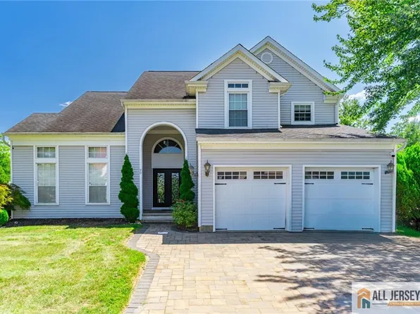 90 Canal St, Sayreville, NJ 08872