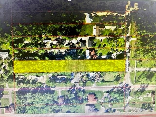 1st image of 381 Everglades Blvd S