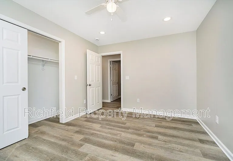 416 S Hamilton Ave #A — Photo 22