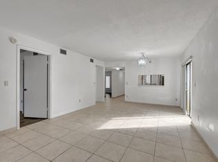 400 Club Cir APT 106, Boca Raton, FL 33487