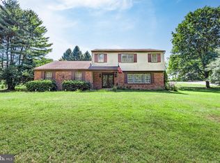 600 Gages Ln, West Chester, PA 19382