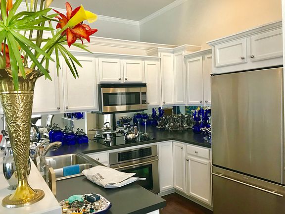 5th image of 734 Coral Reef Dr