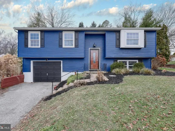 2936 Exeter Dr S, York, PA 17403