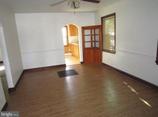 702 Park Ave, Mount Airy, MD 21771