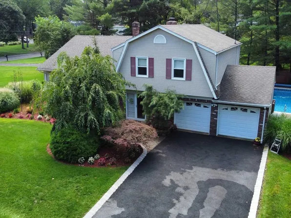 613 May St, River Vale, NJ 07675